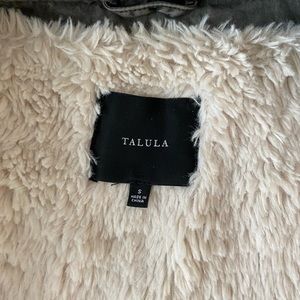 Aritzia Talula Trooper Coat/ Jacket / lined